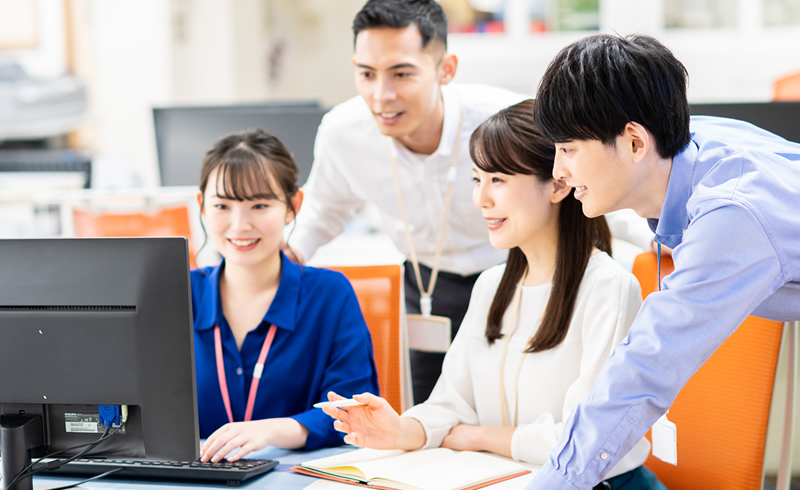 正社員として働く